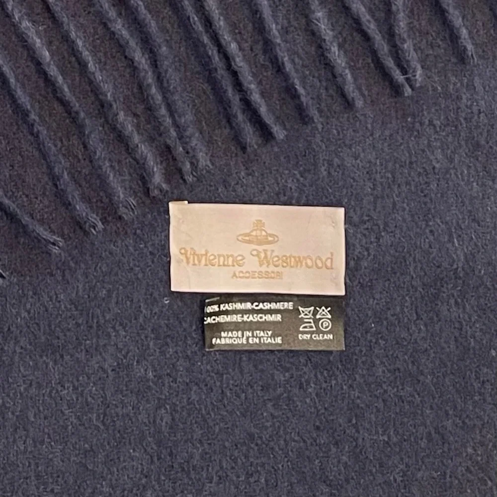 Vivienne Westwood 100% Cashmere Italian Fringe Scarf Orb Logo in Navy Blue - Picture 4 of 11